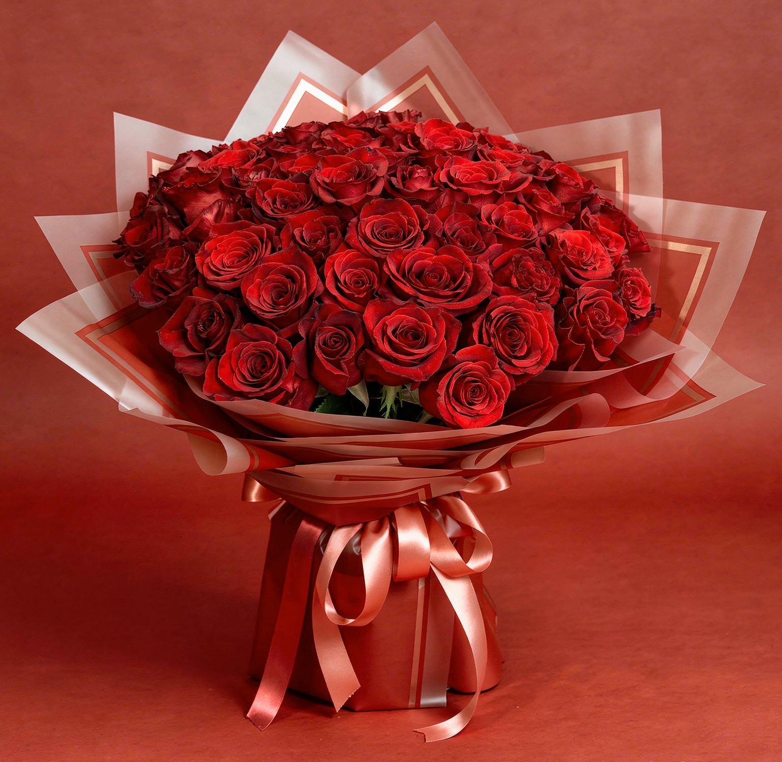 Buchet 101 trandafiri roșii, declarație de dragoste – livrare flori Iași | About Flowers