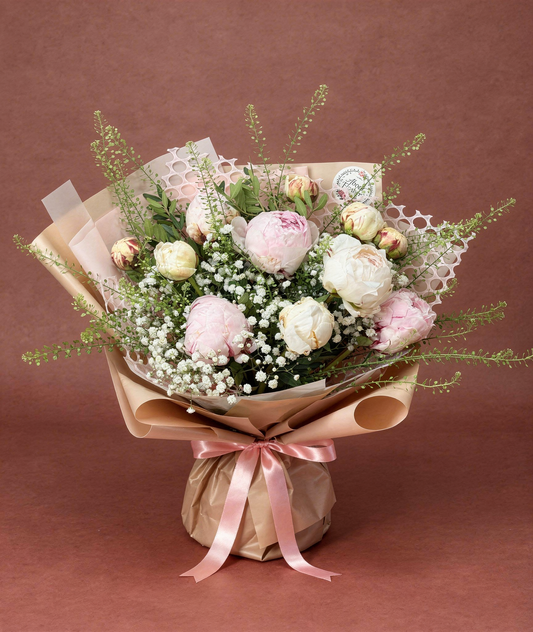 Buchet 11 Bujori Roz Albi