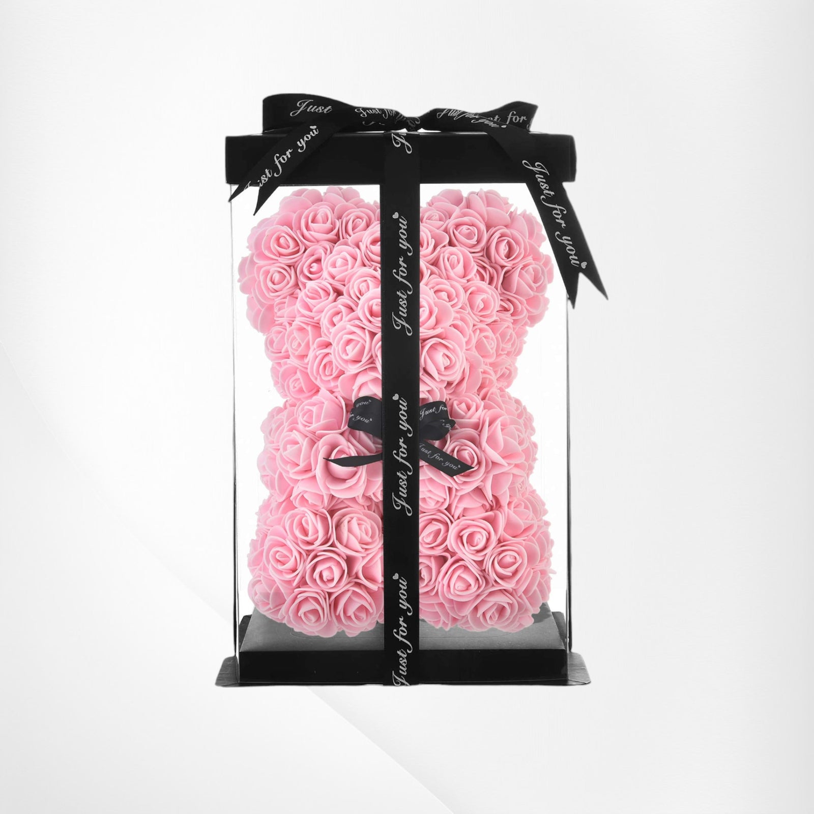 Ursuleț din trandafiri de săpun roz, 25 cm, în cutie cadou – cadou Iași | About Flowers