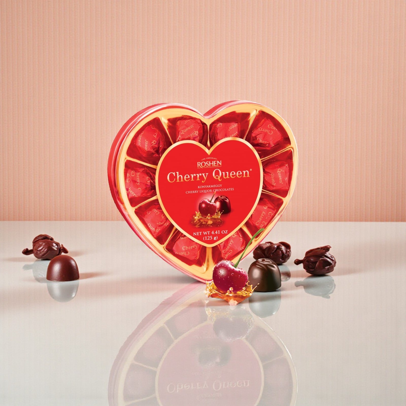 Bomboane Cherry Queen cu vișine în lichior, cutie inimă 125g – cadou Iași | About Flowers