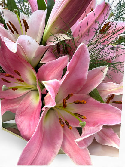 Buchet cu Crini Roz